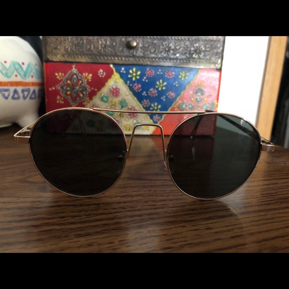 Urban Outfitter Sunglasses